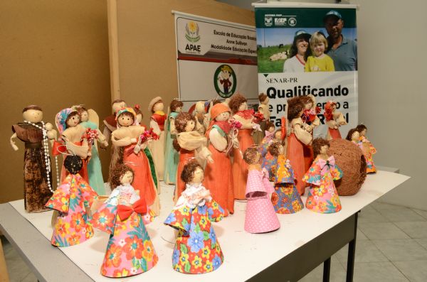 Abertas inscri&ccedil;&otilde;es para o curso Artesanato em Palha de Milho